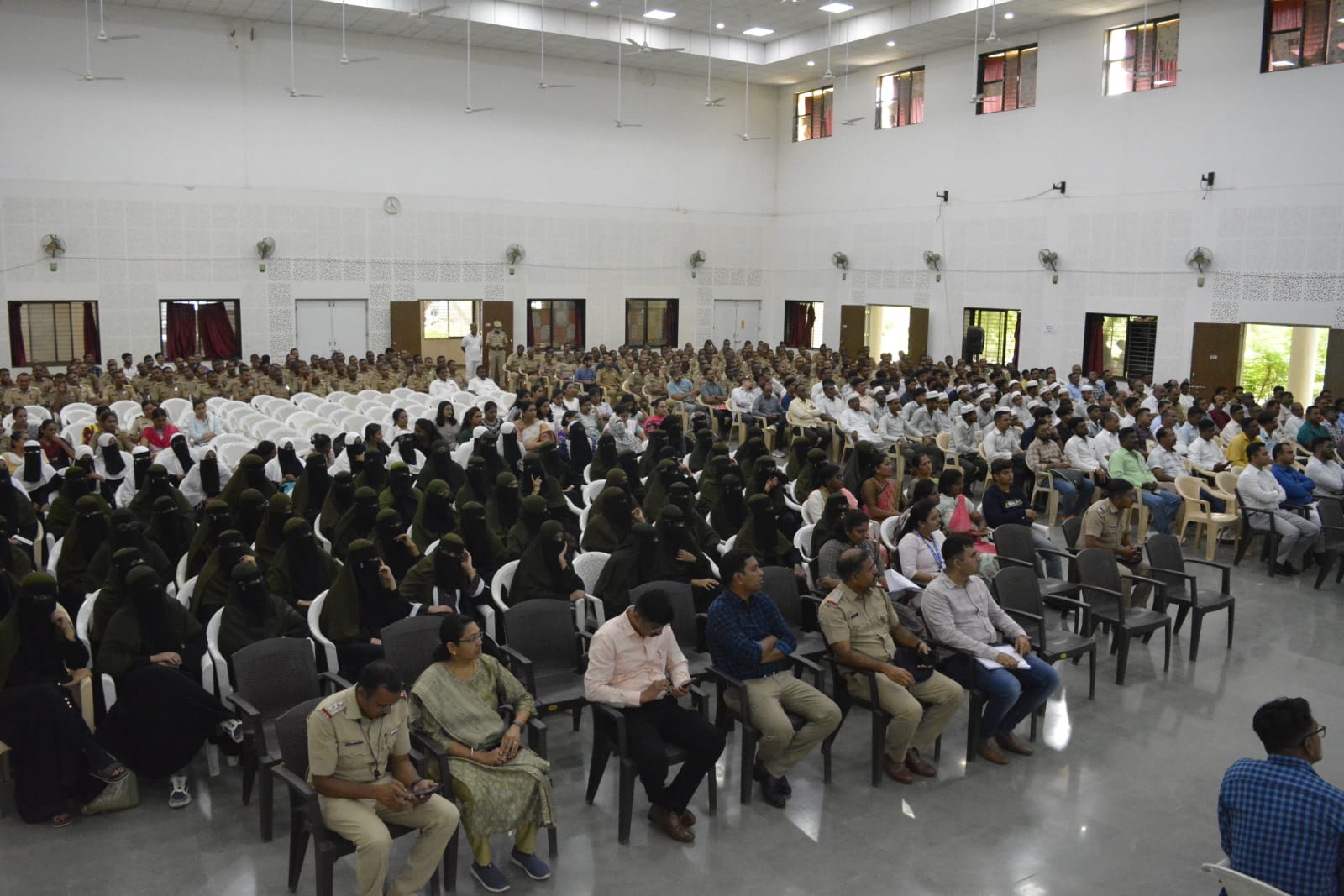 फोटो नवीन फौजदारी कायद्याचे प्रशिक्षण