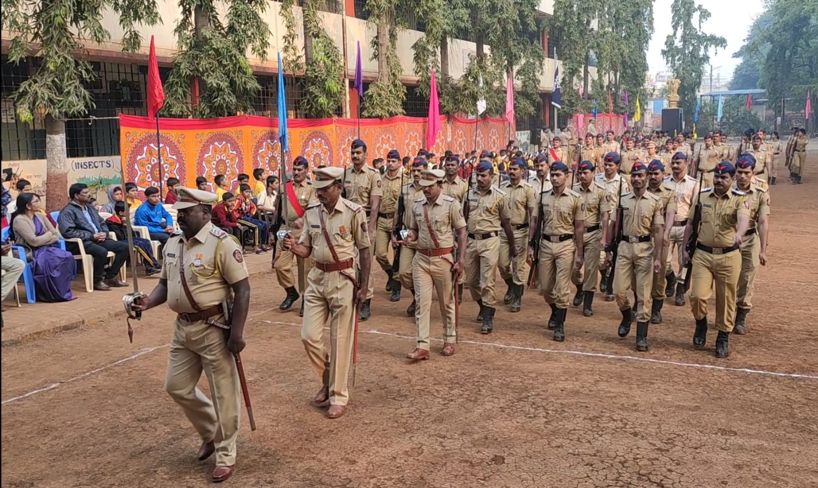 पोलीस रेजिंग डे