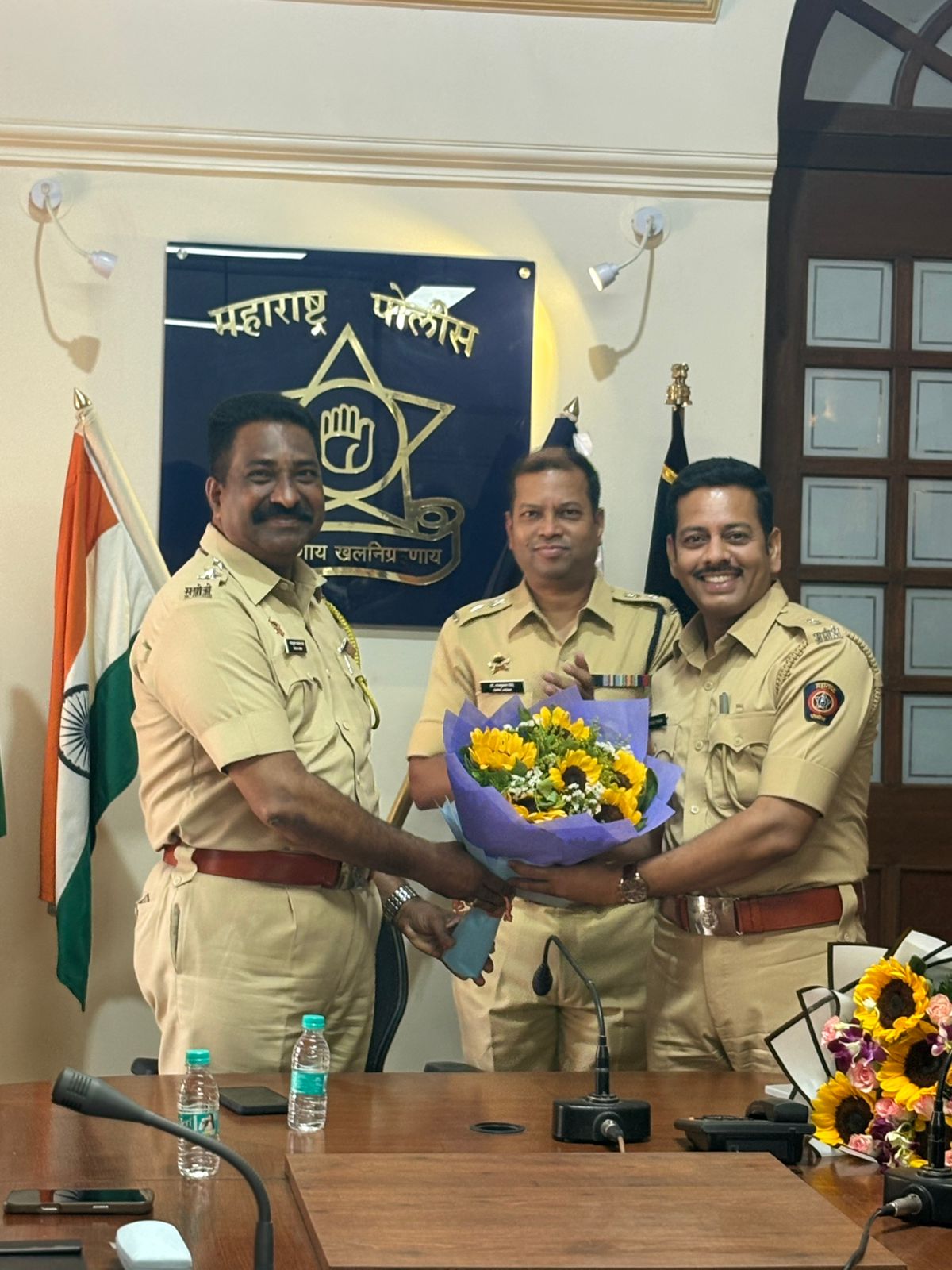 पुणे लोहमार्ग पोलीस जिल्ह्याचे अपर पोलीस अधीक्षक रोहिदास पवार यांची पोलीस उप आयुक्त, पिंपरी चिंचवड बदली झाल्याने निरोप समारंभाचे छायाचित्रे