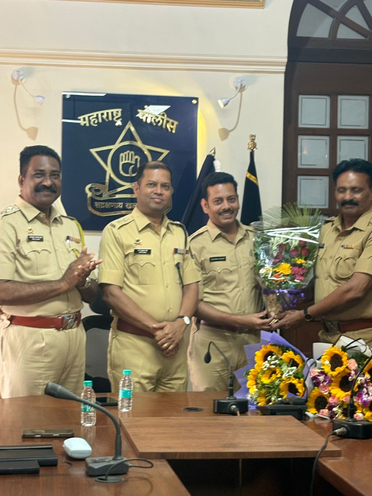 पुणे लोहमार्ग पोलीस जिल्ह्याचे अपर पोलीस अधीक्षक रोहिदास पवार यांची पोलीस उप आयुक्त, पिंपरी चिंचवड बदली झाल्याने निरोप समारंभाचे छायाचित्रे