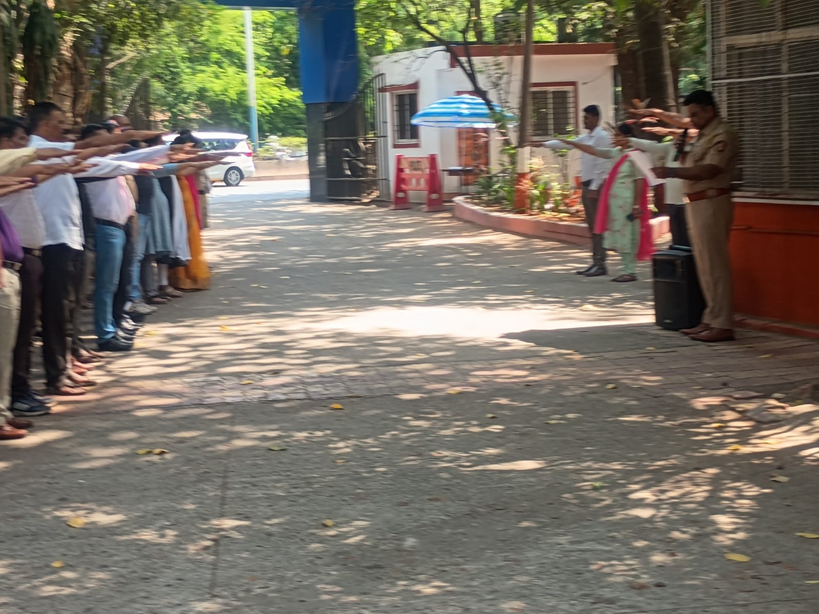 पुणे लोहमार्ग जिल्ह्यात दिनांक 21 मे 2026 रोजी दहशतवाद व हिंसाचार विरोधी दिवस निमित्ताने घेण्यात आलेल्या शपथेचे छायाचित्रे