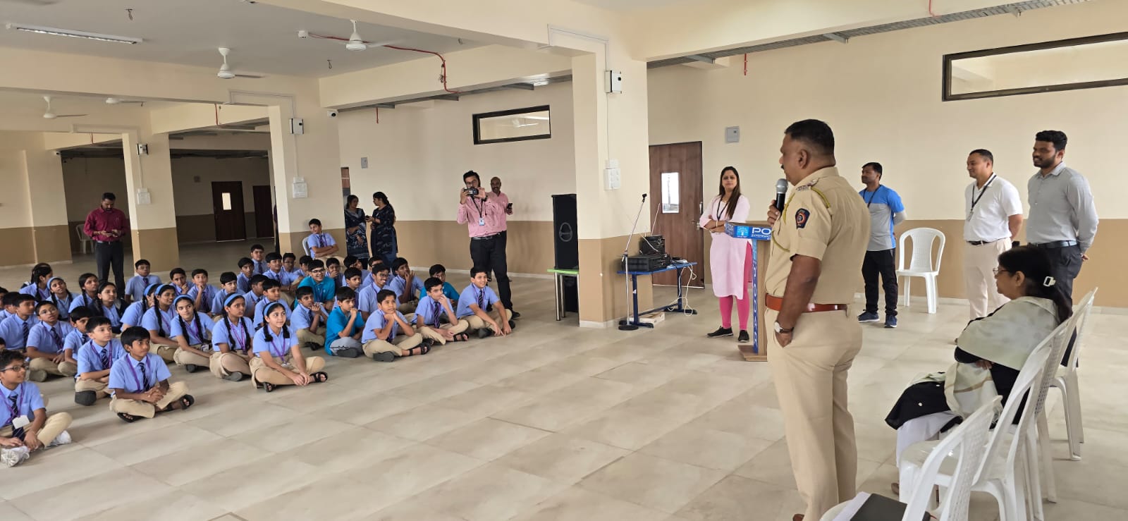 An awareness campaign on anti-narcotics and cybercrime prevention was conducted across all schools, colleges, and among the general public in the Thane Rural jurisdiction.