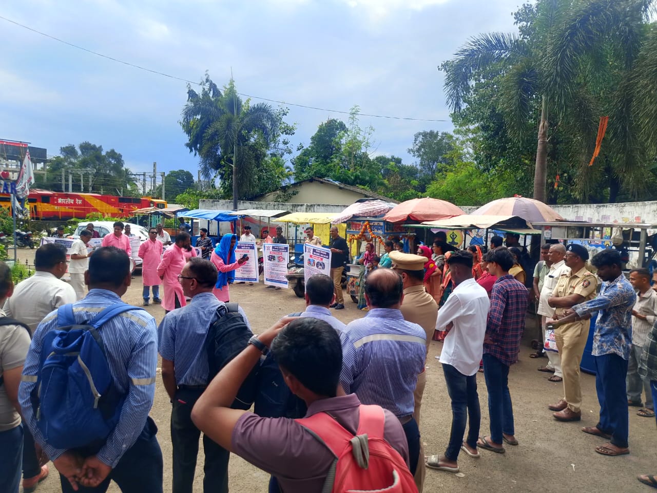 An awareness campaign on anti-narcotics and cybercrime prevention was conducted across all schools, colleges, and among the general public in the Thane Rural jurisdiction.