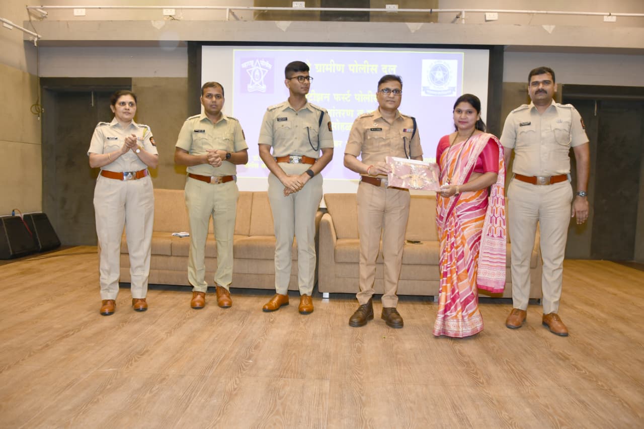 Under the auspices of Hon. Superintendent of Police, Thane Rural, D. S. Swami Sir, and Additional Superintendent of Police, Mr. Anmol Mittal Sir, the ‘Citizen First Policing’ property transfer and felicitation ceremony was successfully conducted.