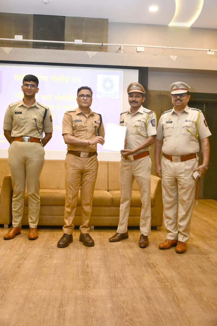 Under the auspices of Hon. Superintendent of Police, Thane Rural, D. S. Swami Sir, and Additional Superintendent of Police, Mr. Anmol Mittal Sir, the ‘Citizen First Policing’ property transfer and felicitation ceremony was successfully conducted.