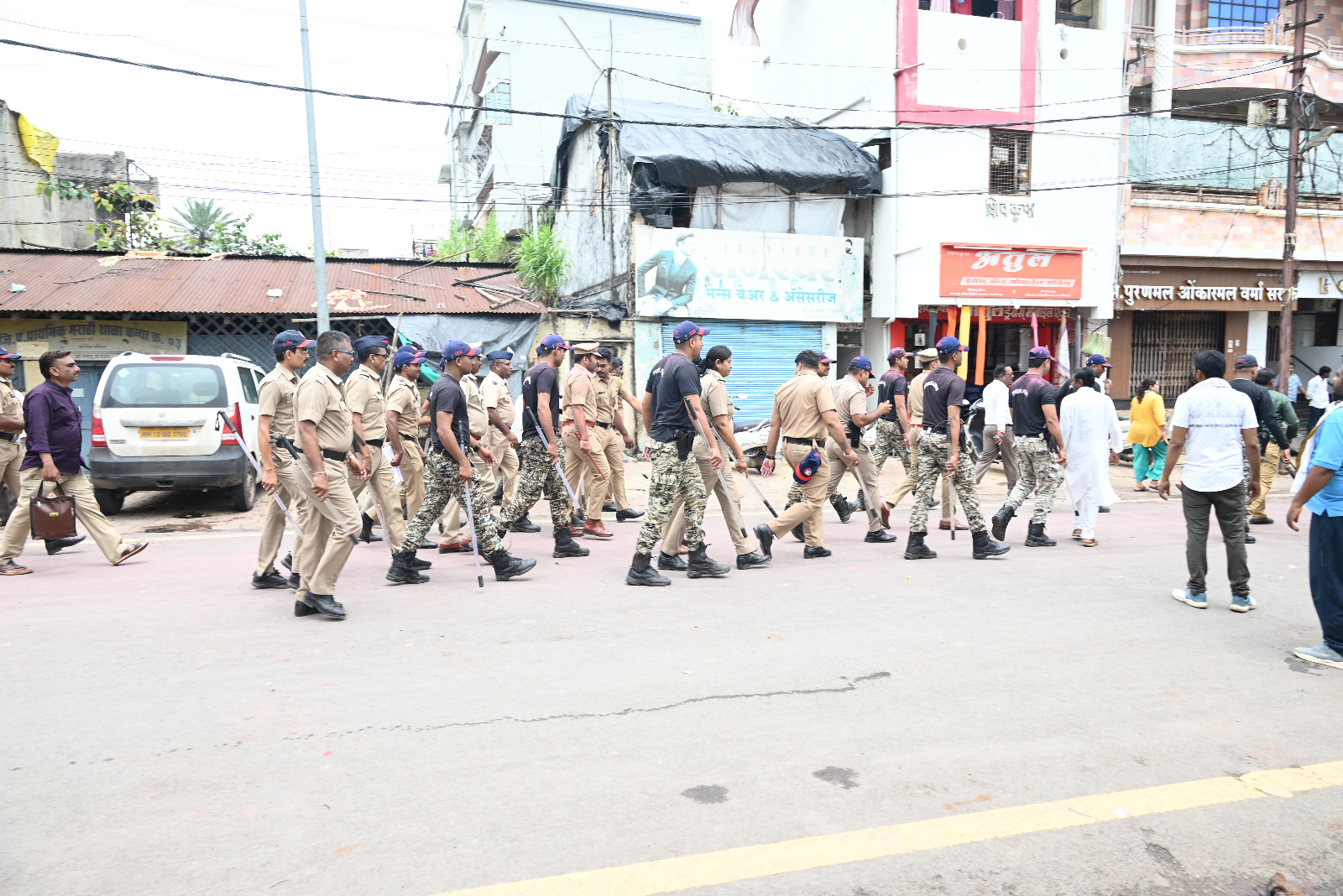 श्री. गणेश विसर्जन मिरवणूक दरम्यान अकोला पोलीसांकडून कडेकोट बंदोबस्त! ड्रोन कॅमेराद्वारे पेट्रोलींग!