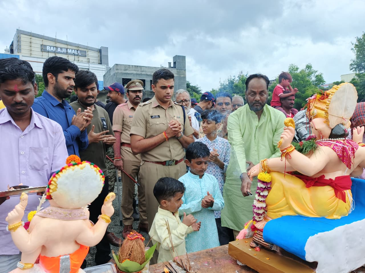 श्री. गणेश विसर्जन मिरवणूक दरम्यान अकोला पोलीसांकडून कडेकोट बंदोबस्त! ड्रोन कॅमेराद्वारे पेट्रोलींग!