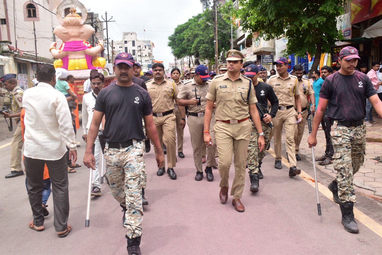 श्री. गणेश विसर्जन मिरवणूक दरम्यान अकोला पोलीसांकडून कडेकोट बंदोबस्त! ड्रोन कॅमेराद्वारे पेट्रोलींग!