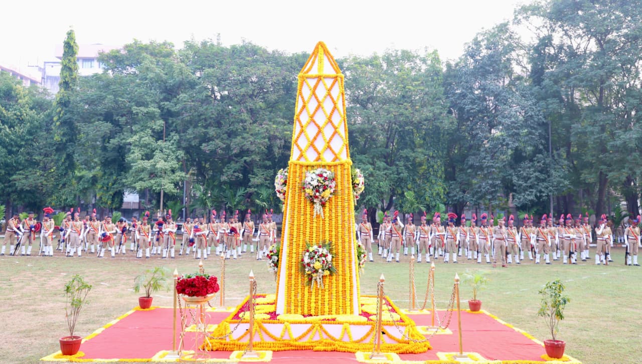 २१ ऑक्टोबर पोलीस स्मृती दिनानिमित्त शहीद वीर पोलीस जवानांना भावपूर्ण श्रद्धांजली!