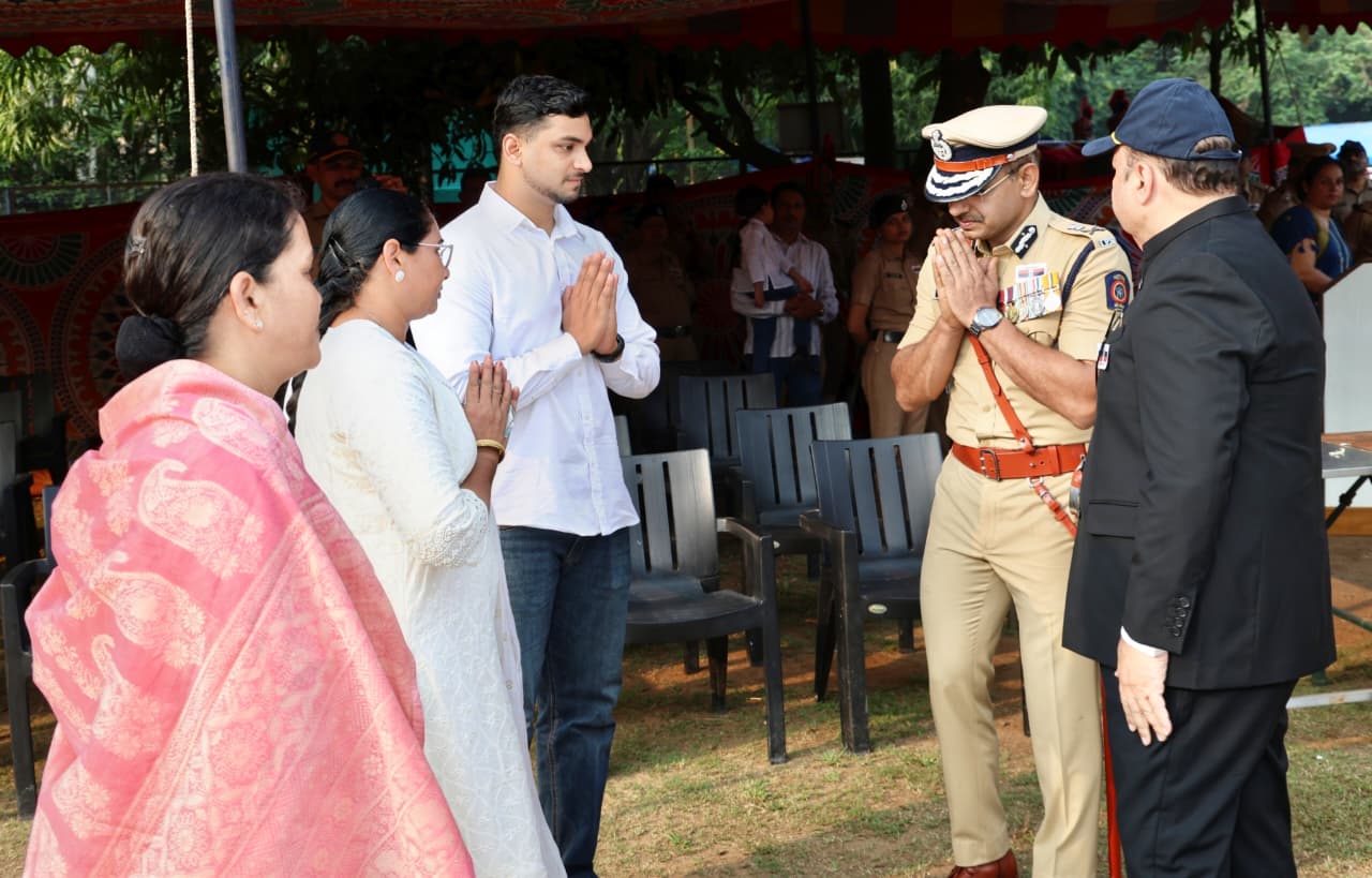 २१ ऑक्टोबर पोलीस स्मृती दिनानिमित्त शहीद वीर पोलीस जवानांना भावपूर्ण श्रद्धांजली!