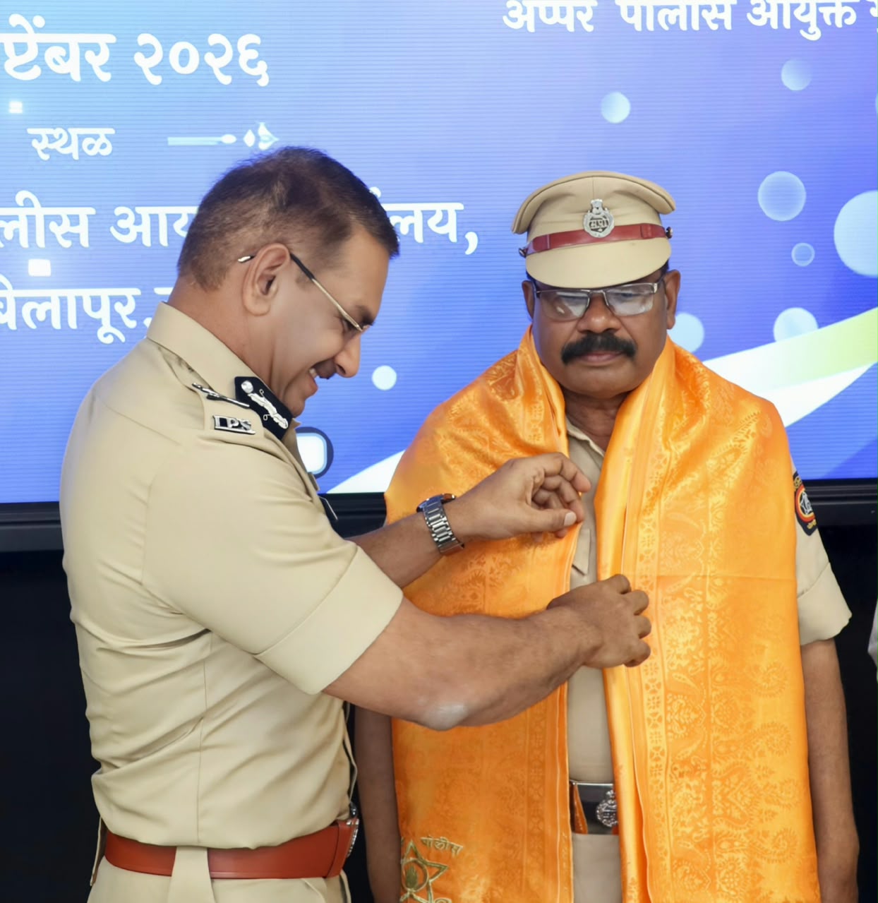 नवी मुंबई पोलीस दलातील सेवानिवृत्त होणाऱ्या सर्व पोलीस अधिकारी व अंमलदारांना मनःपूर्वक शुभेच्छा!